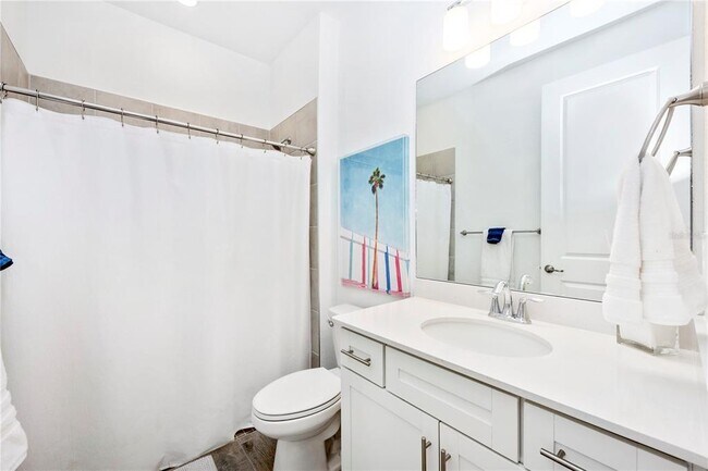 Building Photo - 17697 Santorini Ct
