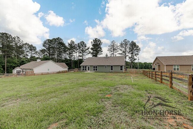 Building Photo - 1394 Hardigree Rd
