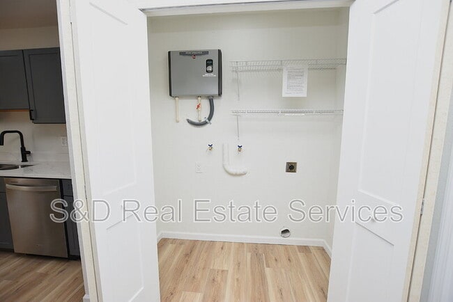 Building Photo - 2919 Hickory St