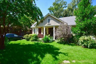 Building Photo - 1 bed, 1 bath unit in Vollintine Evergreen Historic District near Rhodes College.