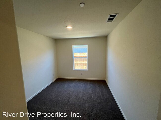 Building Photo - 4 br, 3 bath House - 288 Grand Canyon