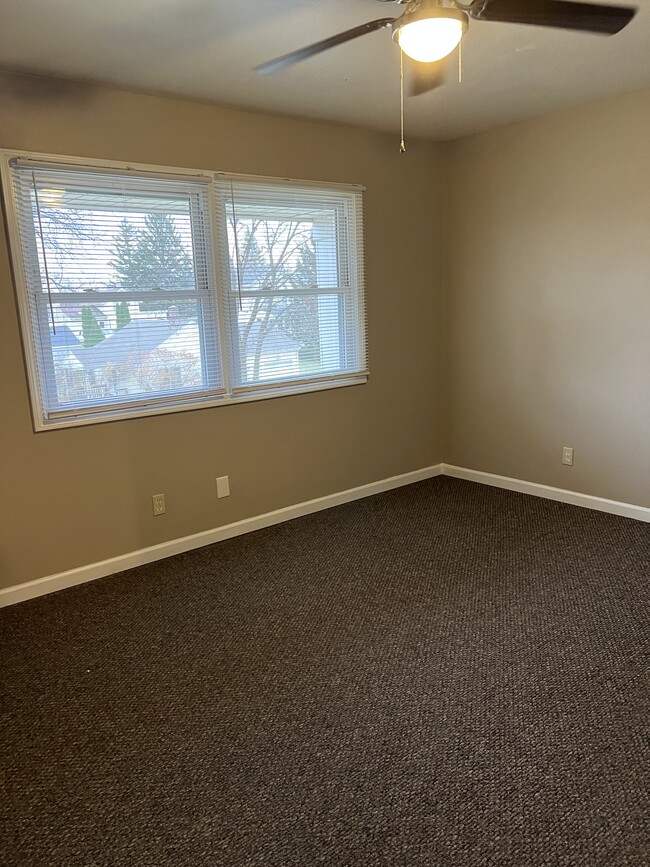 Bedroom 1 - 640 Jefferson St