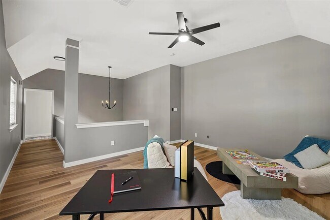 Building Photo - 3427 Shadowchase Dr