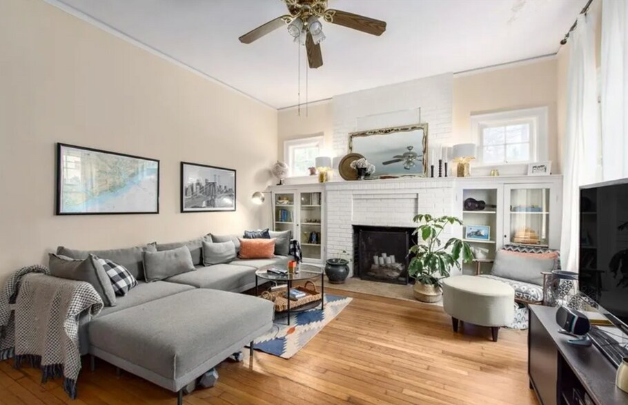 Building Photo - 55 Westover Dr