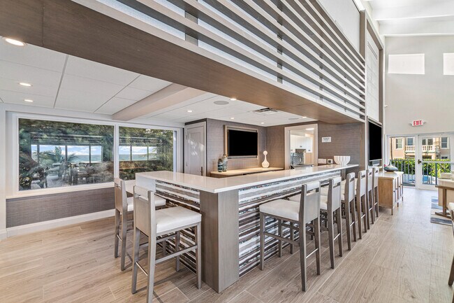 Building Photo - 4748 S Ocean Blvd