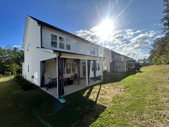 Building Photo - 112 Kensington Dr