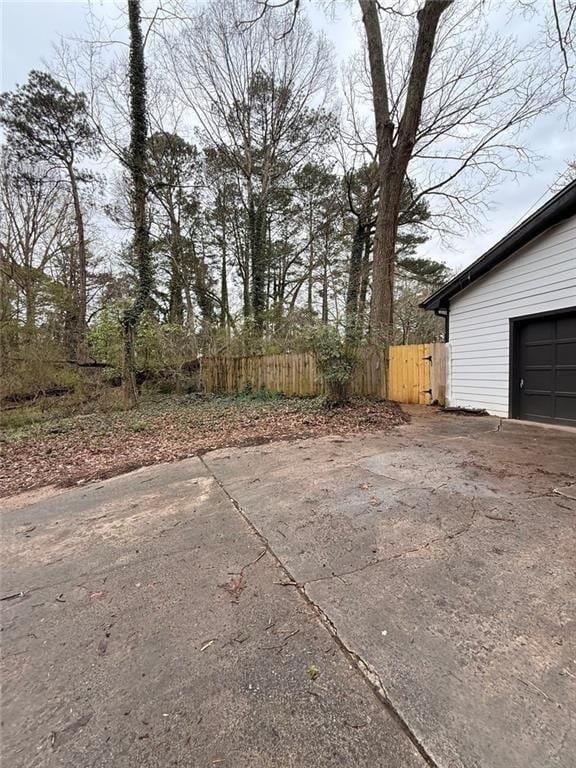 Building Photo - 1055 Pinecrest Dr