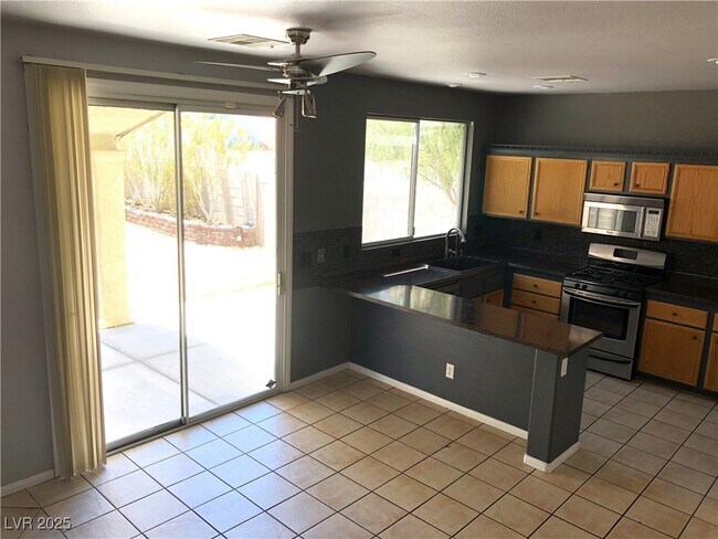 Building Photo - 8741 Emsdale Ct