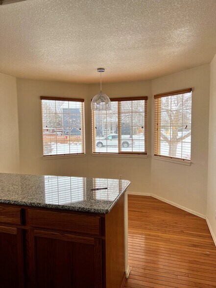 breakfast nook - 1430 Morningside Dr