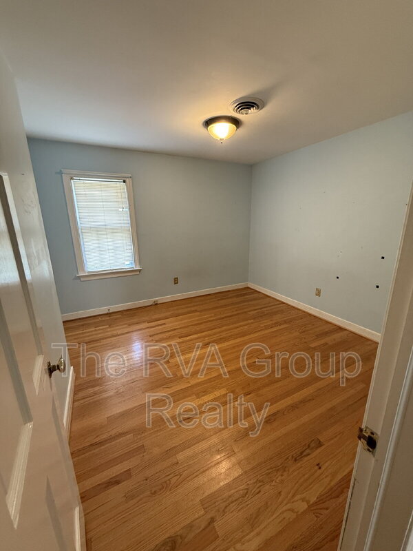 Building Photo - 10075 Aragon Dr