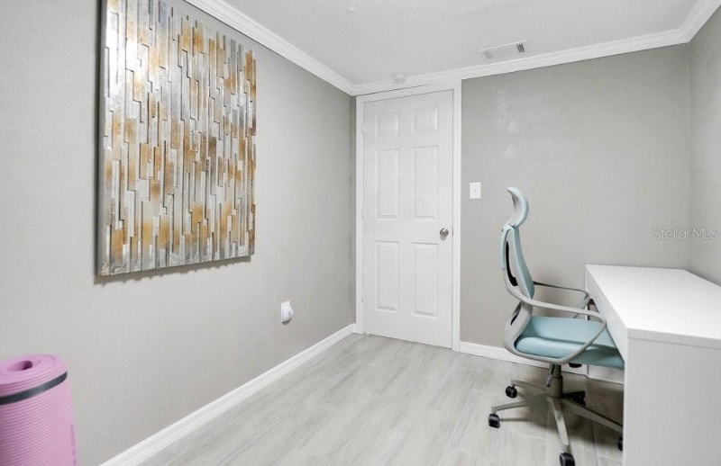 Building Photo - 2907 E Washington St