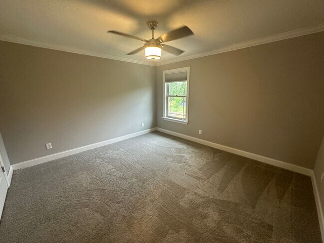 Building Photo - 514 Sapphire Dr