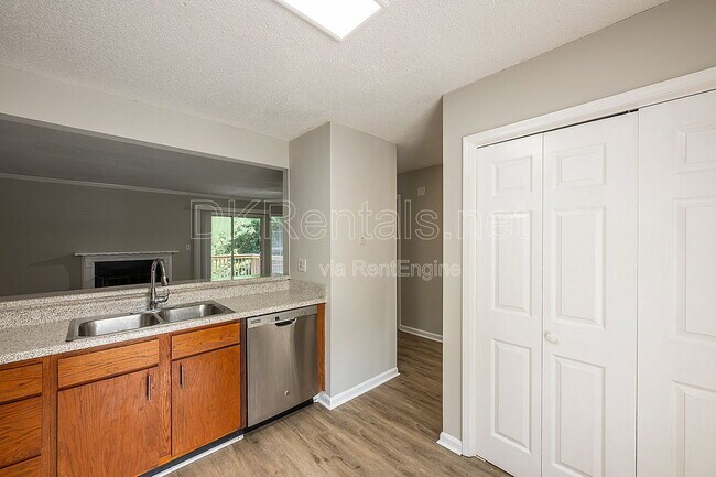 Building Photo - 3538 Kennesaw Station Dr