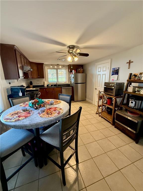 Building Photo - 196 Bulgarmarsh Rd