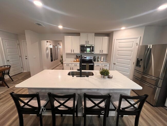Building Photo - 4616 Naval Ct