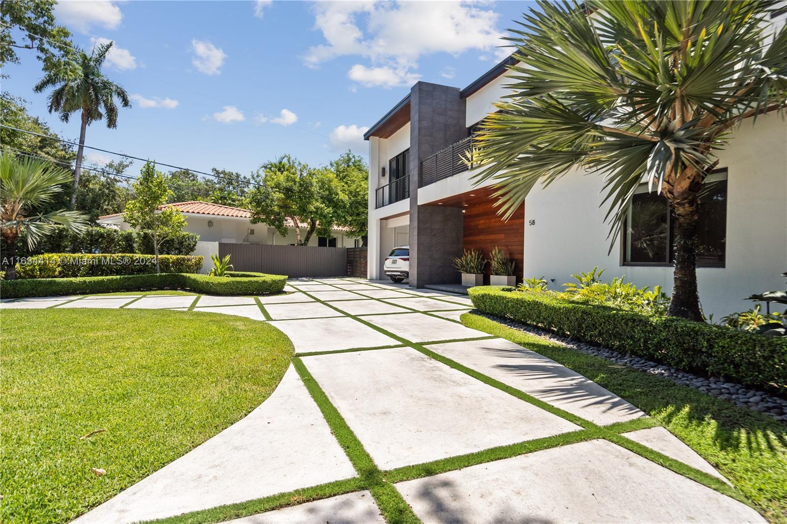 Building Photo - 58 Bay Heights Dr