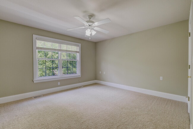 Building Photo - 2612 Face Rock Ct