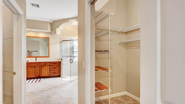 Building Photo - 71 Cayman Pl