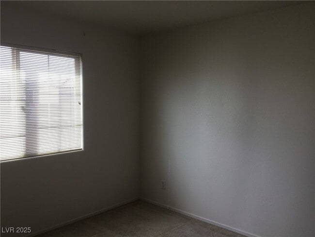 Building Photo - 476 Lime Grass Ave