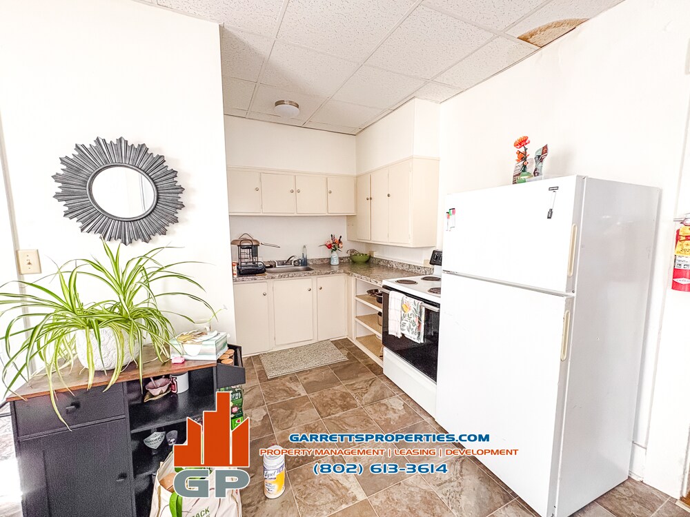 Building Photo - 47 Spaulding St