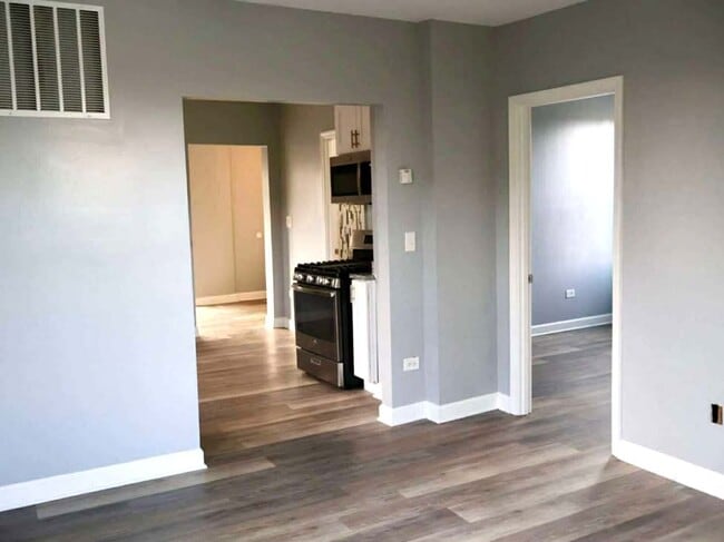 Building Photo - 1504 Hanover St