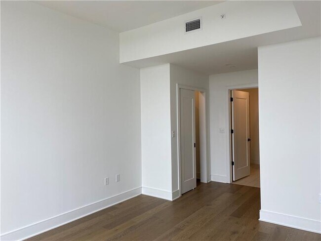 Building Photo - 788 West Marietta St NW