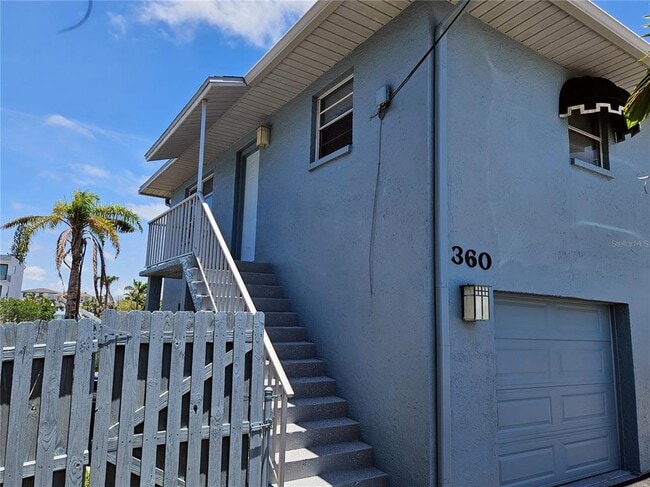 Primary Photo - 360 137th Ave Cir