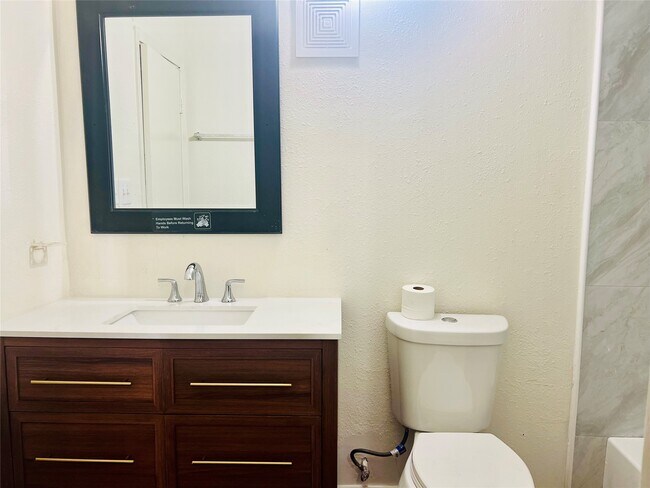 Building Photo - 7328 Bauman Rd