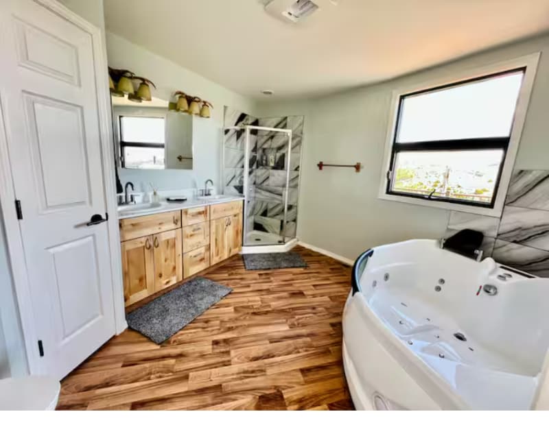 Building Photo - 60 Log Cabin Ln