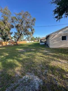 Building Photo - 3015 Sabal Palm Dr