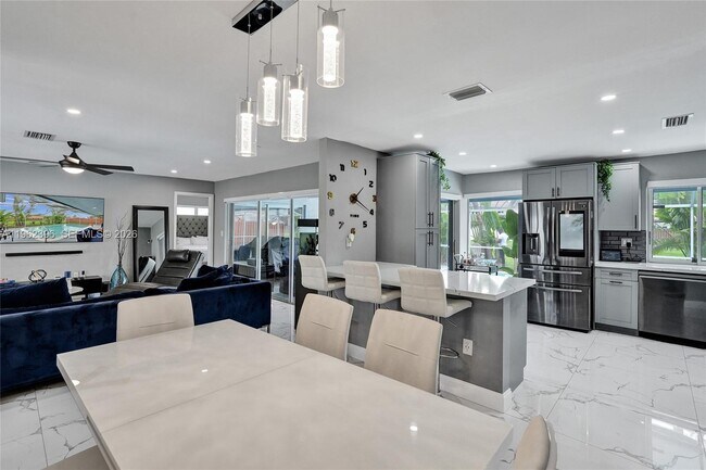 Building Photo - 9774 NW 19th Pl