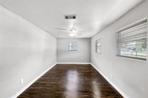 Building Photo - 3425 3rd Ave N