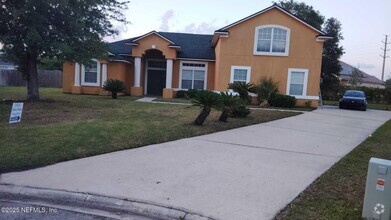 Building Photo - 10153 Carriage House Ct