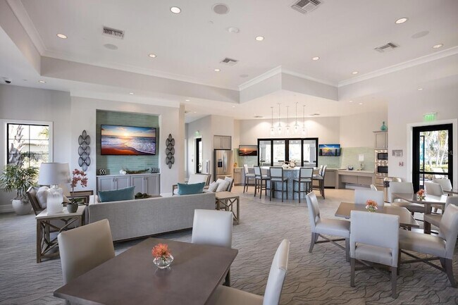 Building Photo - 712 Sigsbee Loop