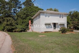 Building Photo - 5511 N Main St