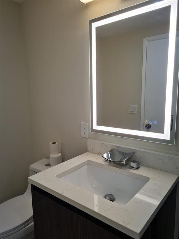 Building Photo - 600 N Birch Rd