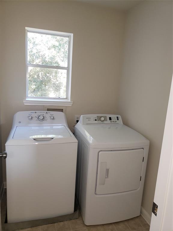 Building Photo - 12063 Mallard Stream Ct