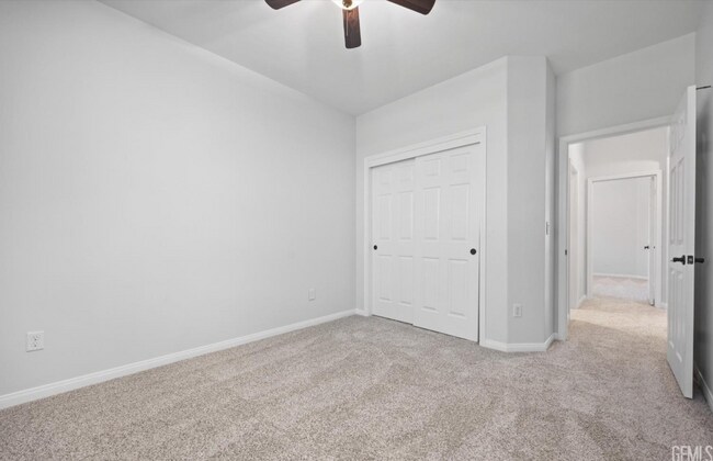 Building Photo - Luxury Furnished 4-Bed Home w/ Pool, Spa, ...