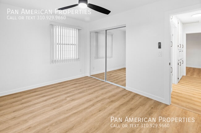 Building Photo - 9106 1/2 Palm St.-A6