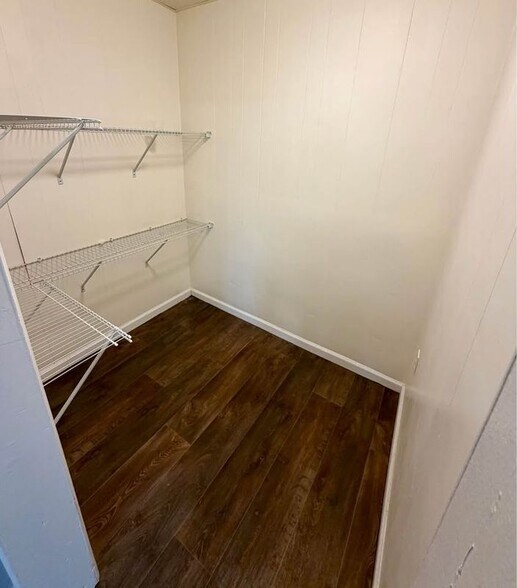 Building Photo - 324 Broadway