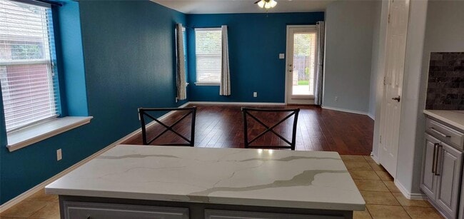 Building Photo - 309 Riverine Way
