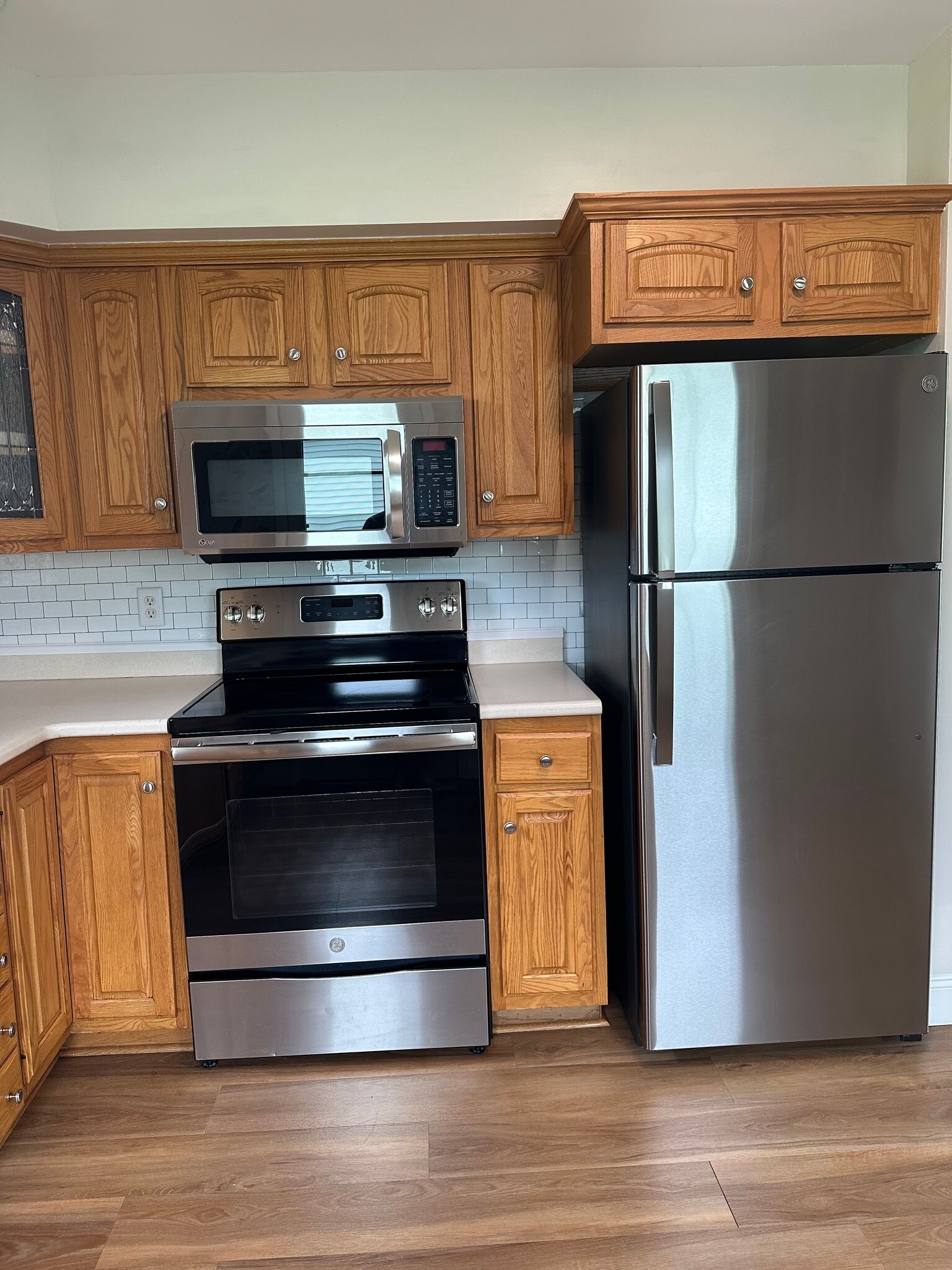 Building Photo - 1211 Walcrest Dr