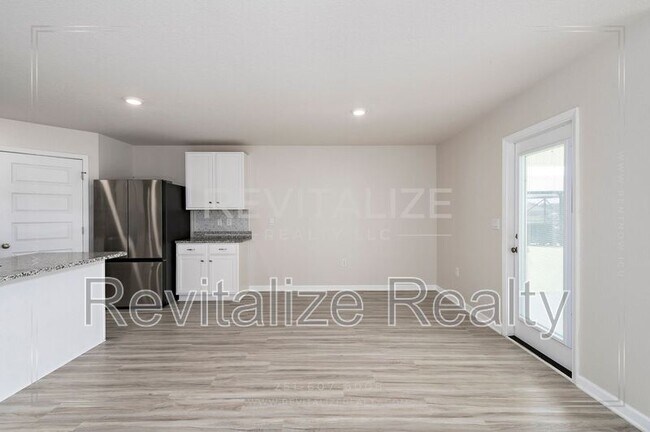 Building Photo - 22360 Aleutian Ave