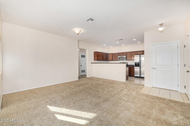 Building Photo - 12050 N Panorama Dr
