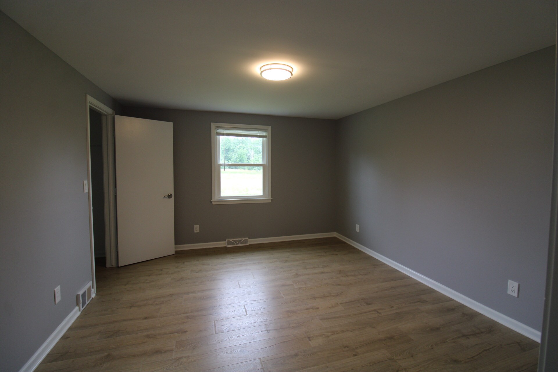 Building Photo - 5832 Fisk Rd