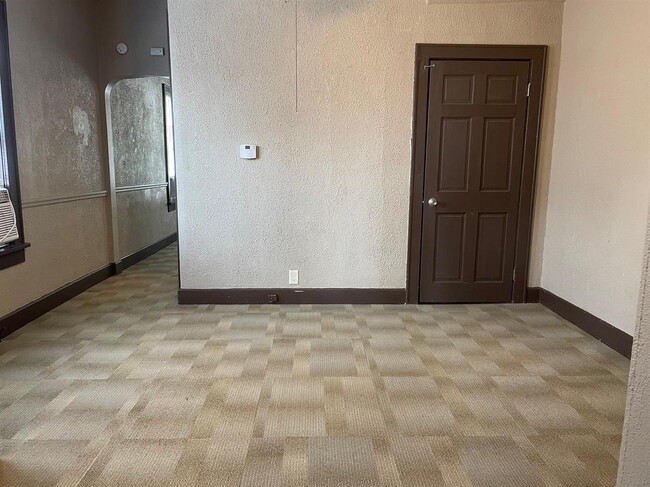 Building Photo - Stairway to Heaven — Charming 1 Bedroom with Upstairs Retreat