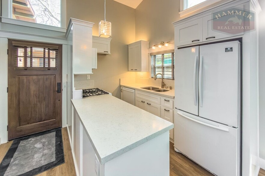 Building Photo - 3422 28th St