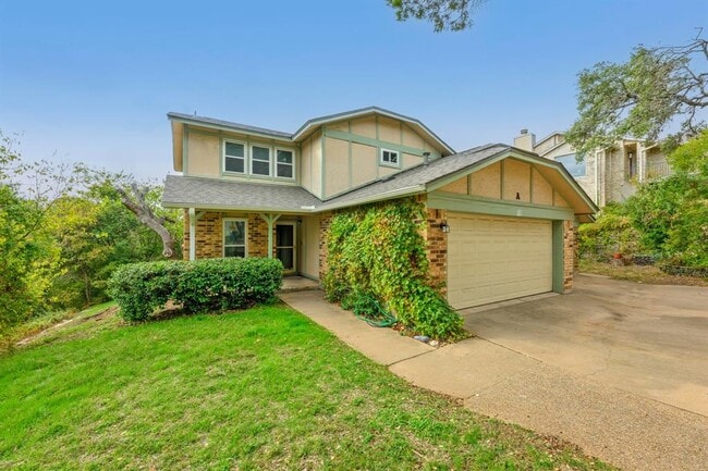 Building Photo - 1928 Holly Hill Dr