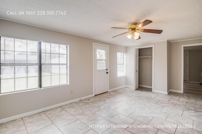 Building Photo - 4802 Bel Meade Cir