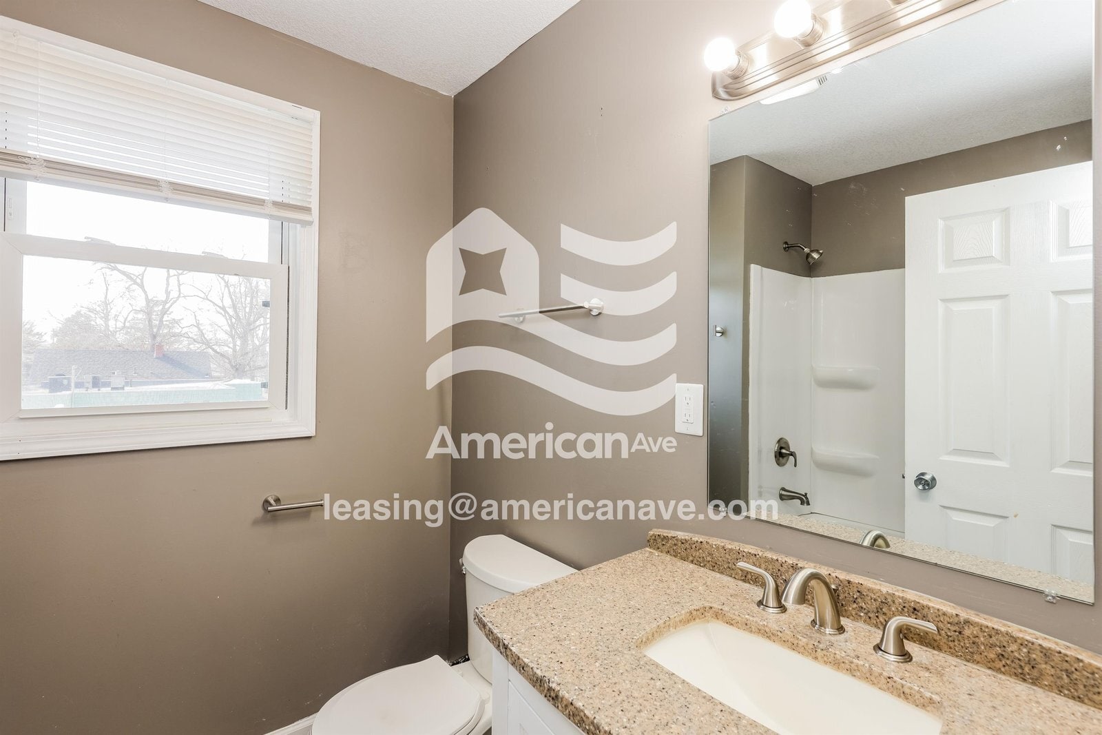 Building Photo - 532 24th Ave